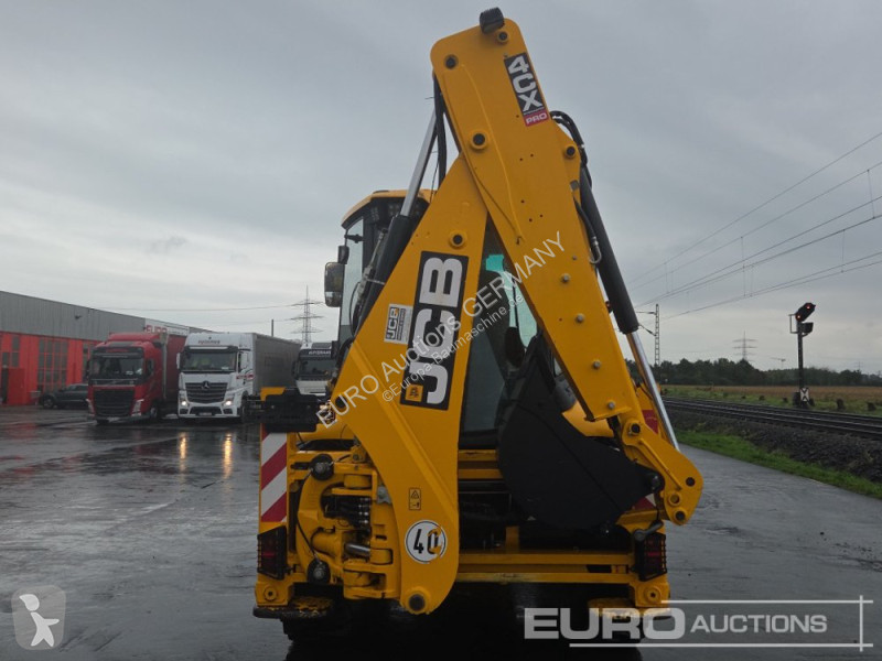 Rýpadlo-nakladač JCB 4CX PRO