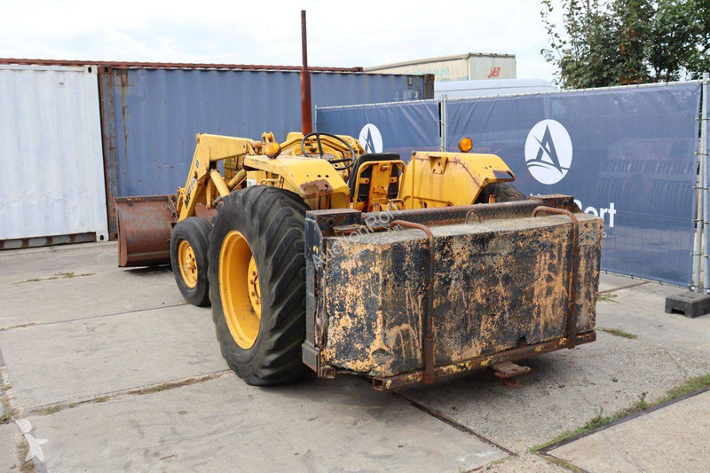 Traktorgrävare Massey Ferguson MF50B