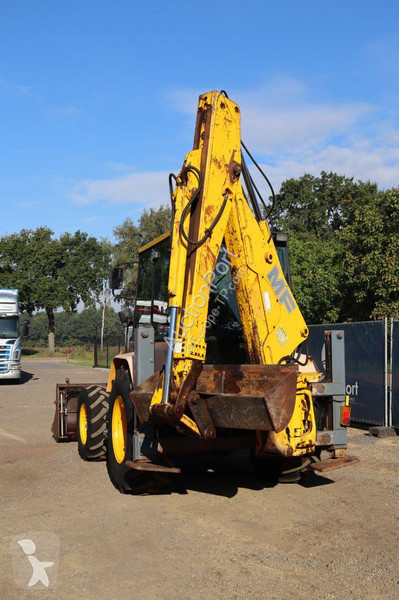 Tractopelle MF Automation 860