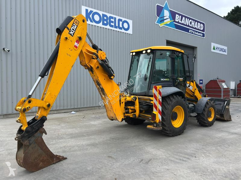 Buldoexcavator JCB