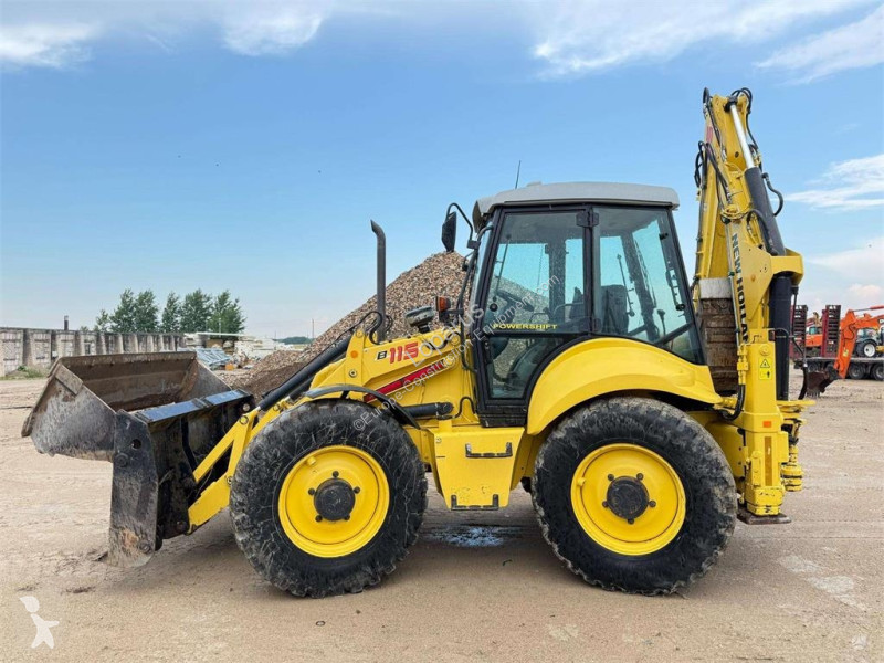 لودر حفار New Holland 4PS