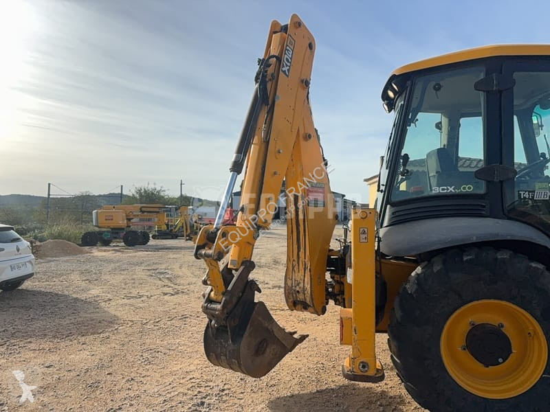 Tractopelle JCB 3CX