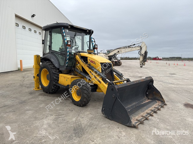 Tractopelle New Holland  B80B-SS