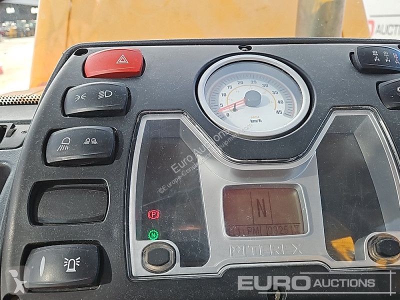 Graaflaadmachine Terex SM