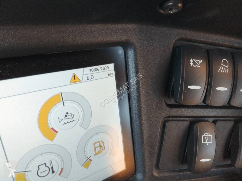 Bagr JCB plus
