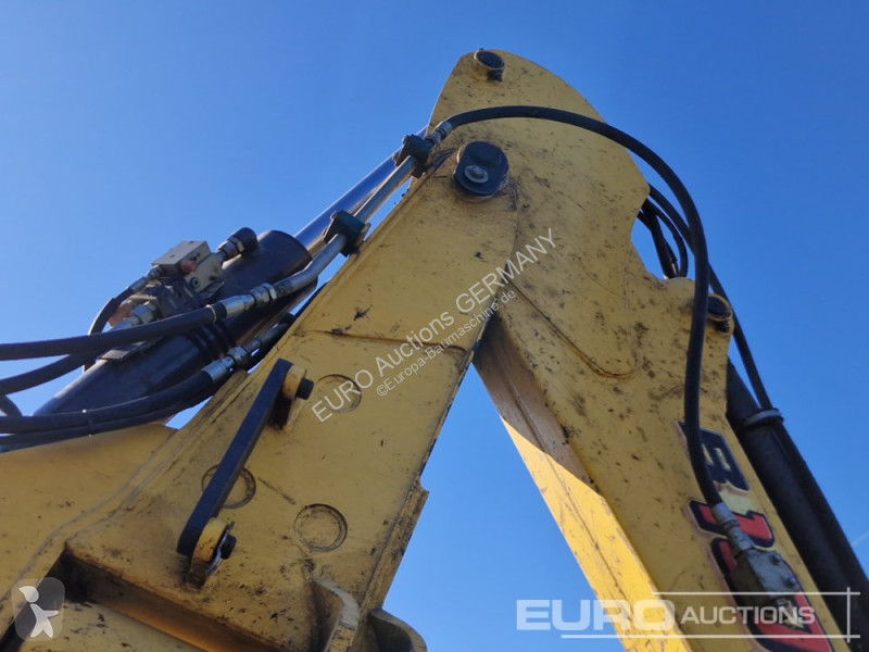 Bagr New Holland