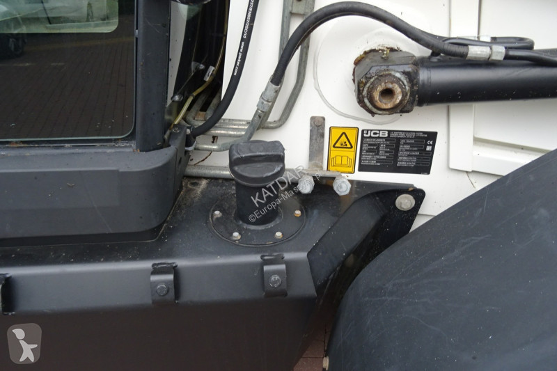 Buldoexcavator JCB 2CX 3CX