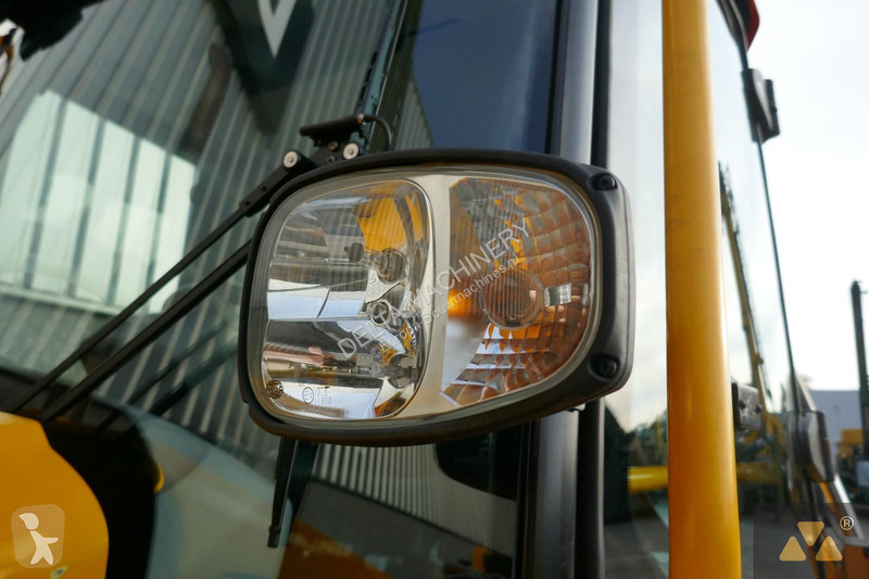 Traktor med grab JCB PRO