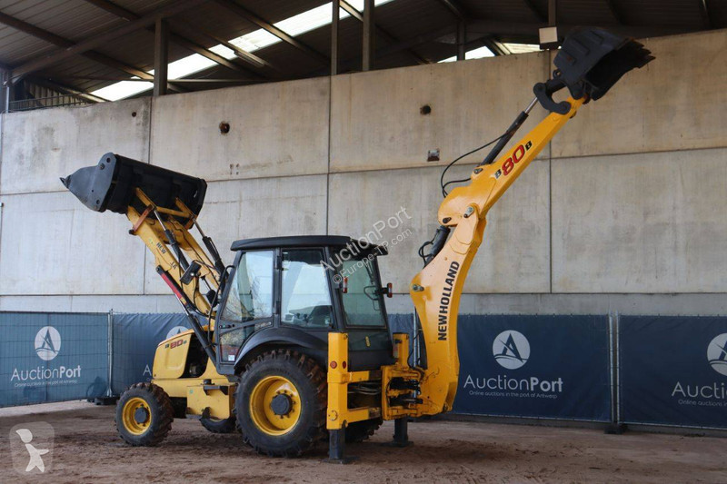 Tractopelle New Holland B80B-SS