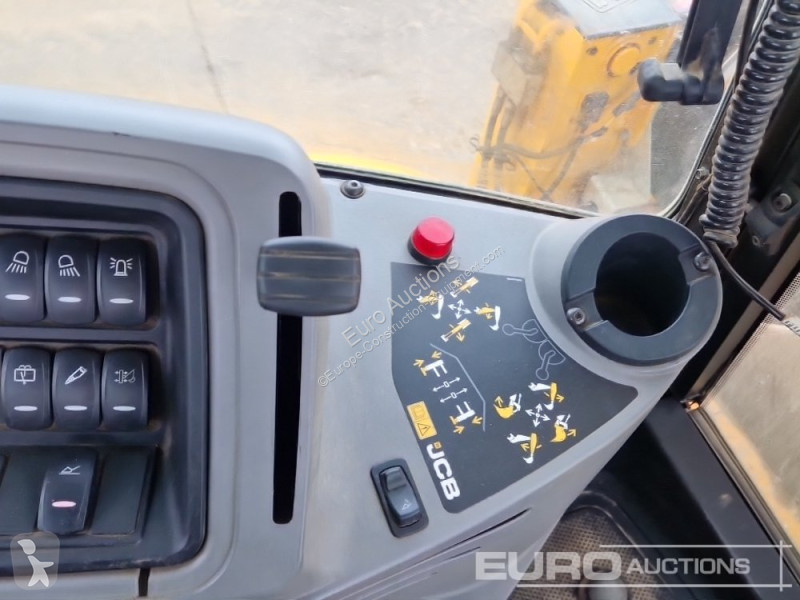 Retroescavadora JCB 3CX P21 ECO