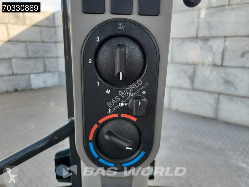 Traktor med grab Case 570SV 4WD - A/C - 4-1...