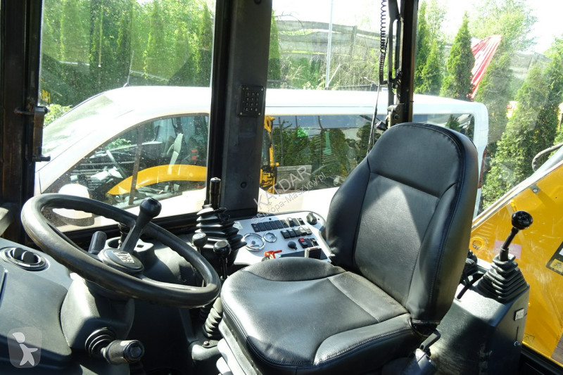 Retroescavadora JCB 2CX SM 4 WS