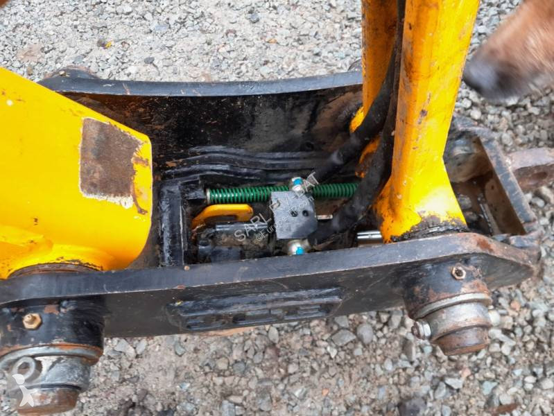Retroescavadora JCB Plus