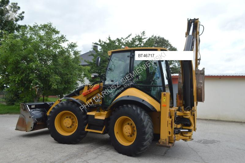 Retroescavadora Caterpillar 444F