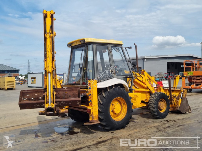 Retroescavadora JCB 3CX