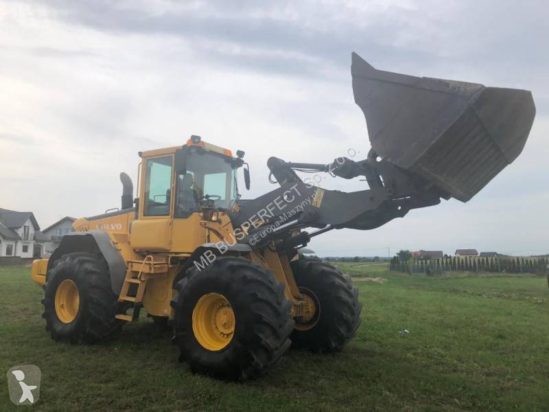 Bagr Volvo L120E