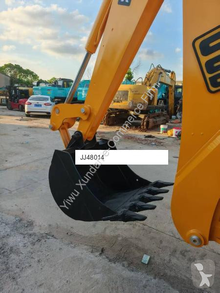 Rýpadlo-nakladač JCB 3CX