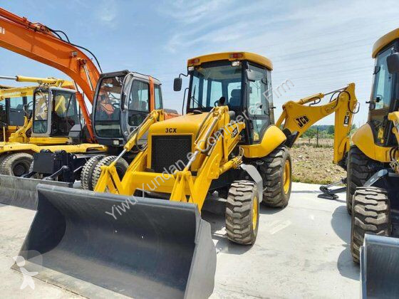 Rýpadlo-nakladač JCB 3CX