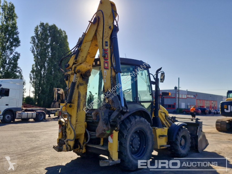Bagr New Holland