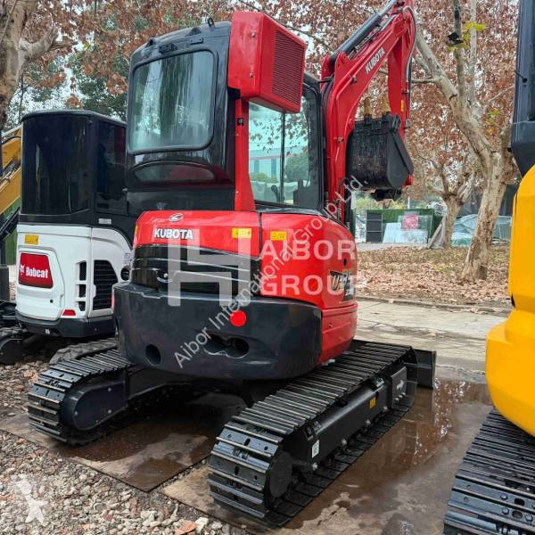 جرافة Kubota
