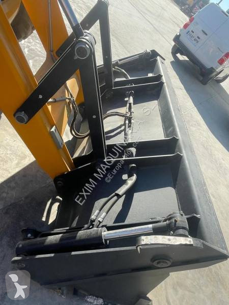 Traktor med grab JCB 3DX
