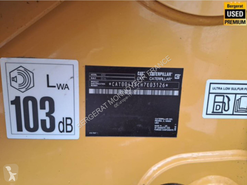 Багер-товарач Caterpillar 432