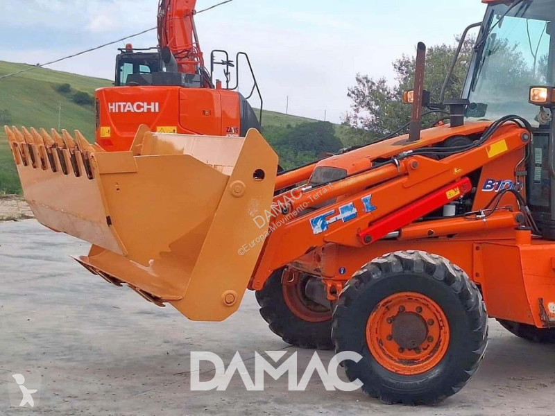 Retroexcavadora Fiat Kobelco F