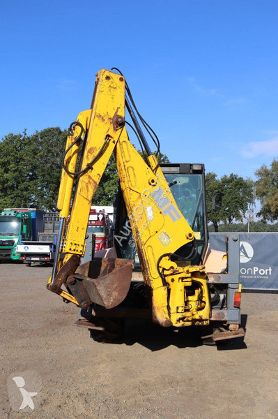 Tractopelle MF Automation 860