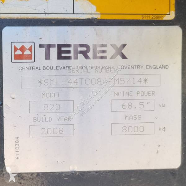 Retroescavadora Terex SX 820