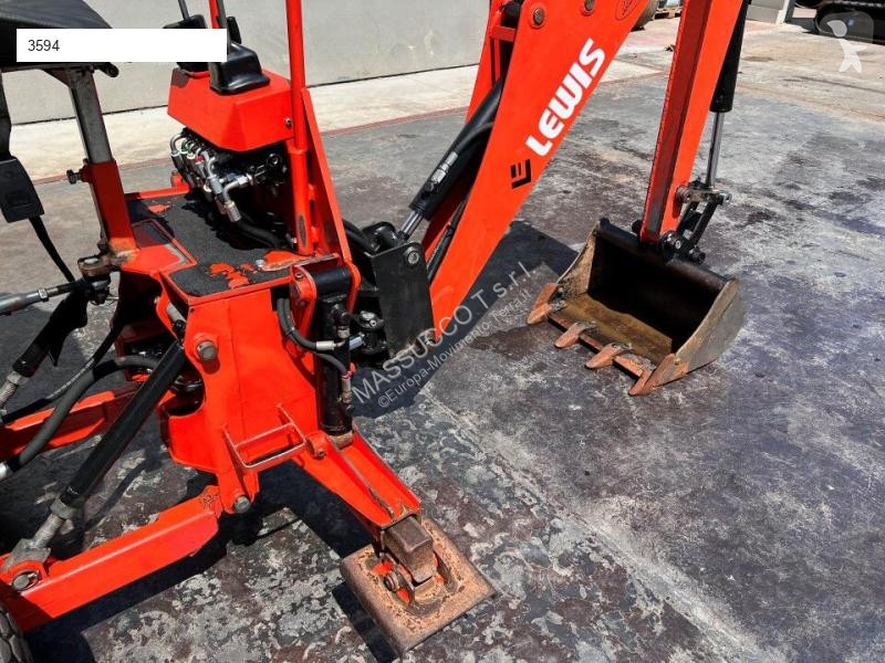 Terna Kubota B2231 4x4 CON retro LEWIS