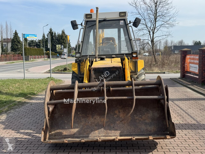 Retroescavadora JCB 3CX