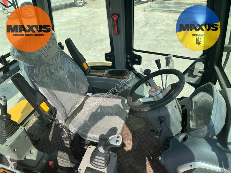 Buldoexcavator Maxus Escavadora Carregadeira...