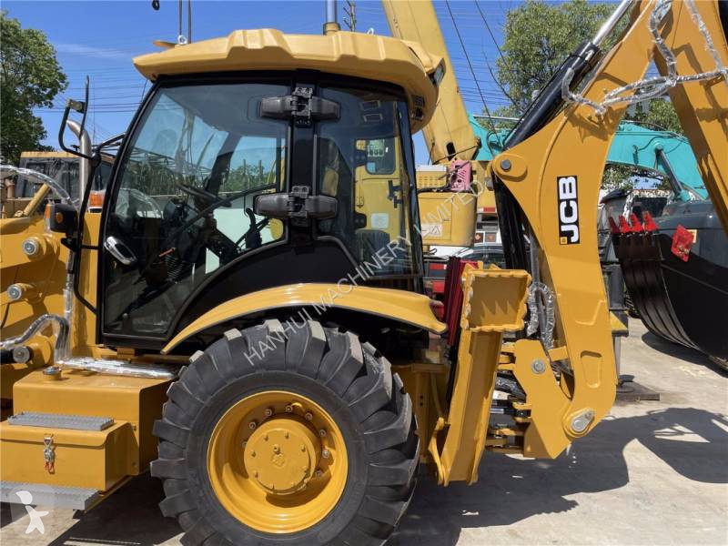 Retroescavadora JCB 3CX 4X4 ED