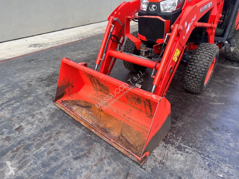 Экскаватор-погрузчик Kubota  B2231 4x4 CON...