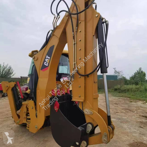 Rýpadlo-nakladač Caterpillar 420F backhoe...