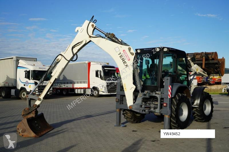 Traktor med grab Terex TLB 990