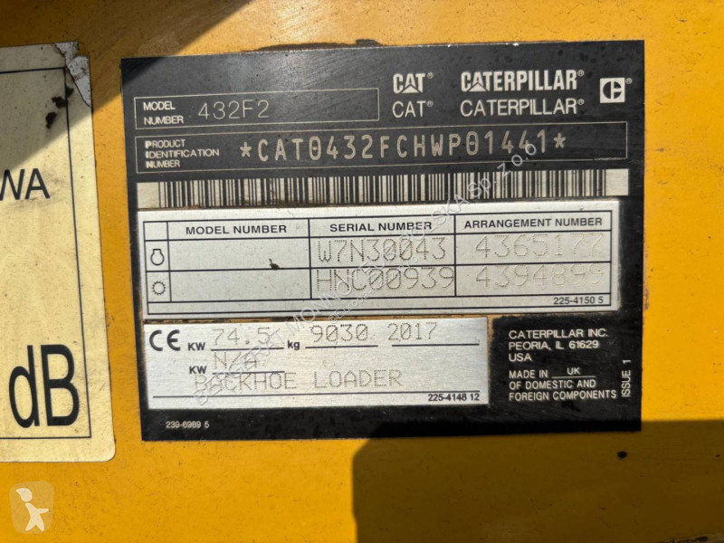 Koparko-ładowarka Caterpillar 432F2