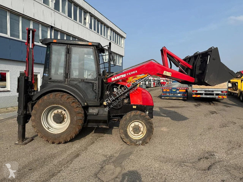 Rýpadlo-nakladač Terex TLB844S 4X4