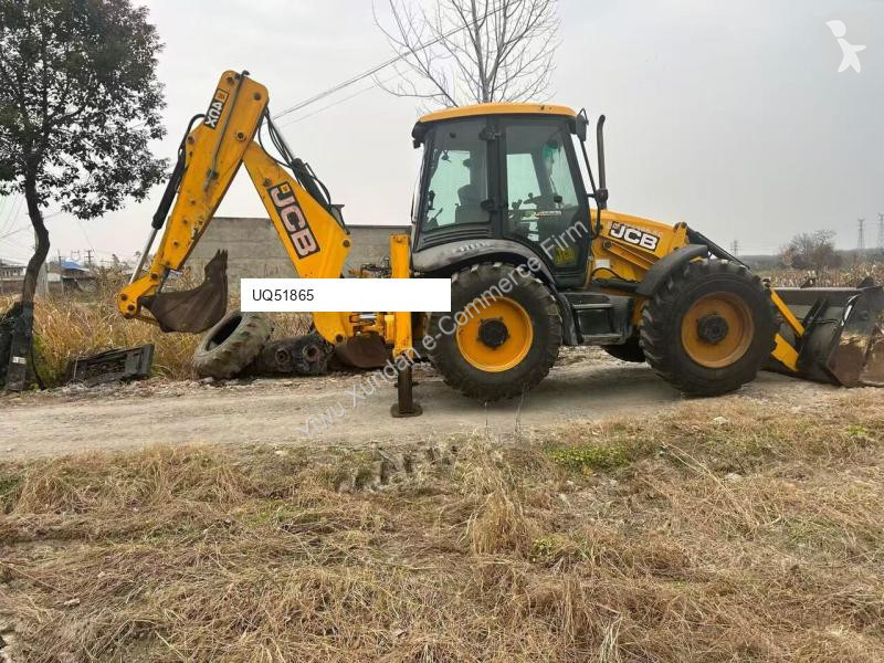 Rýpadlo-nakladač JCB 4CX