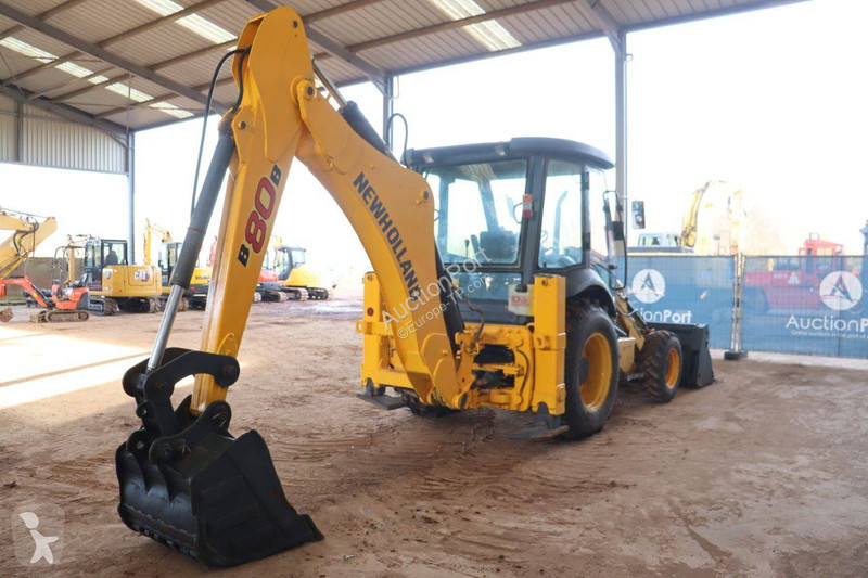 Tractopelle New Holland B80B-SS