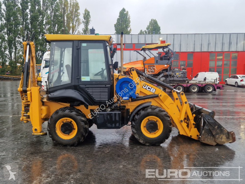 Buldoexcavator JCB 2CX