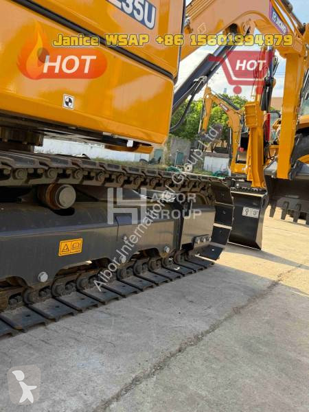 XCMG XE35U backhoe loaders