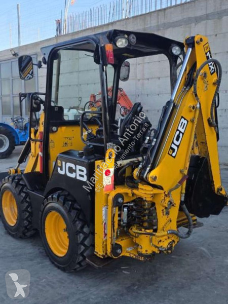 Tractopelle JCB 1CX
