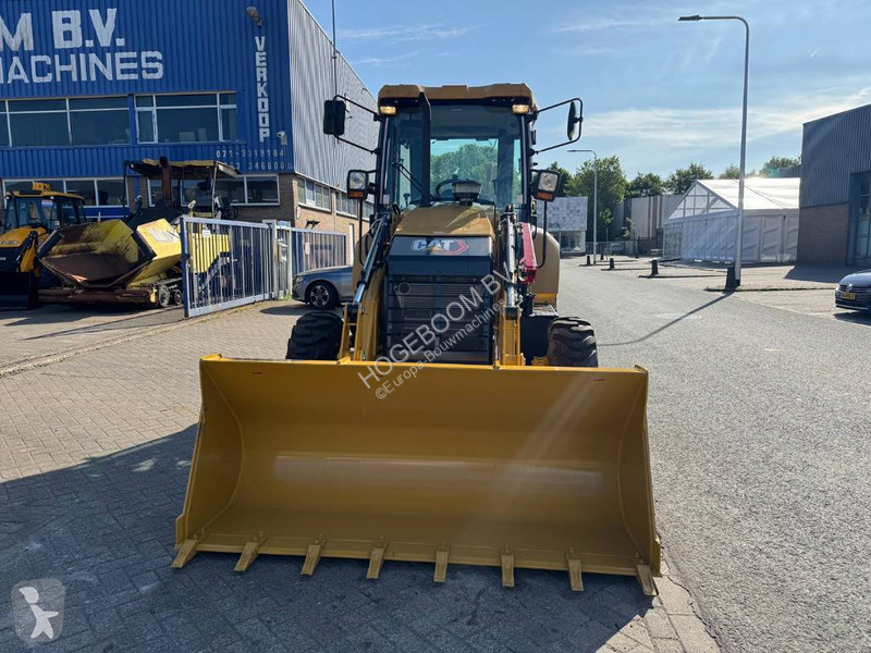 Terna Caterpillar 424 4X4 ( UNUSED )