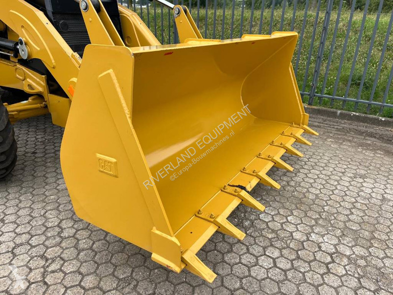 Terna Caterpillar 424 backhoe loader new unused