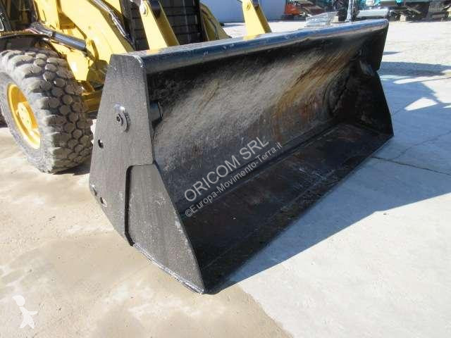 Traktor med grab Caterpillar 432