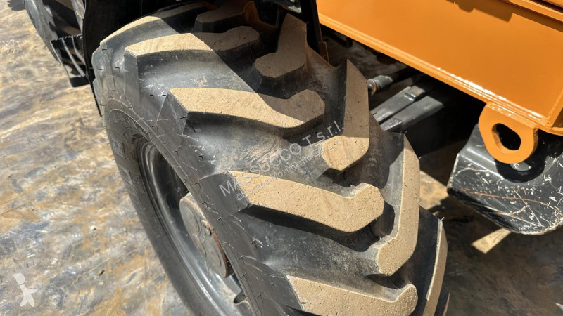 Bagr Case 4x4