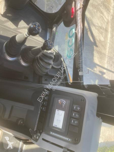 Traktor med grab JCB 3DX