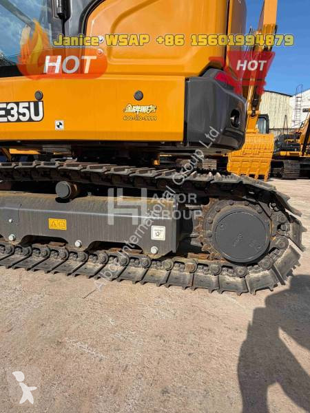 XCMG XE35U backhoe loaders