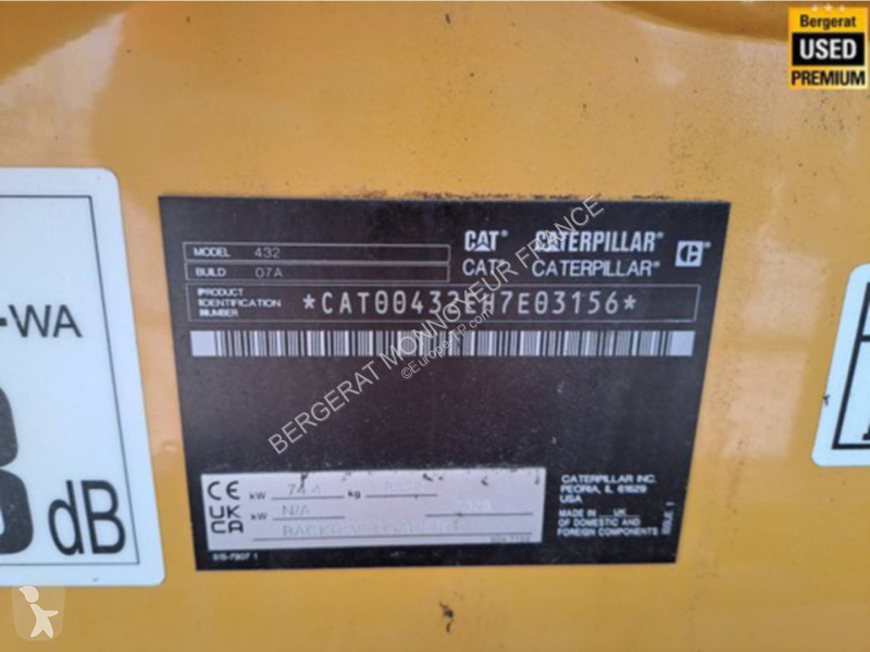 Багер-товарач Caterpillar 432